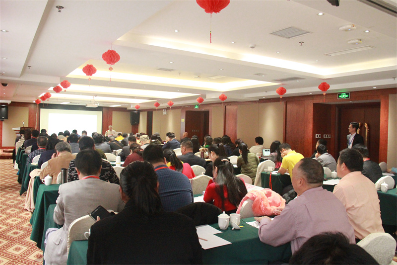 梅墨生院长给学员上课